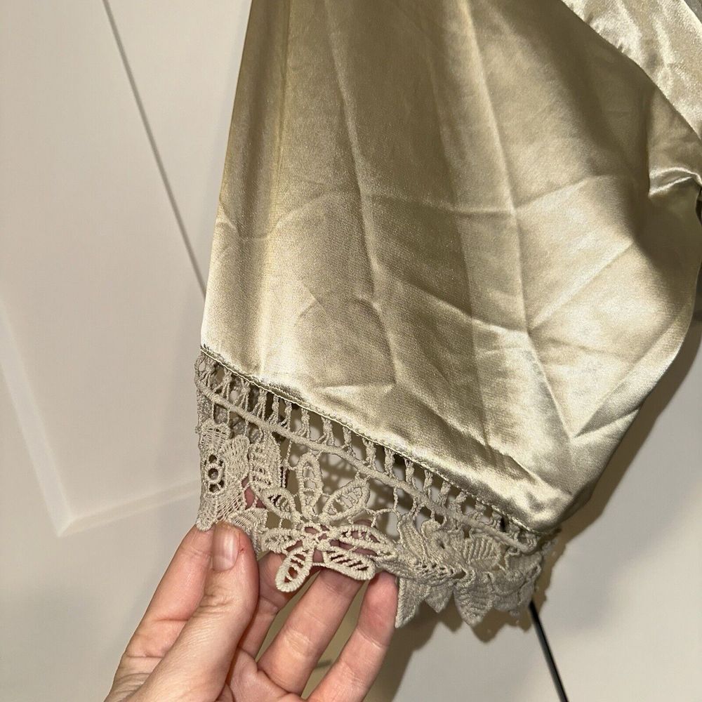 Birdy‎ Grey Claudine Lace Robe Shiny Satin Neutral Champagne Size XL/XXL - Picture 4 of 13
